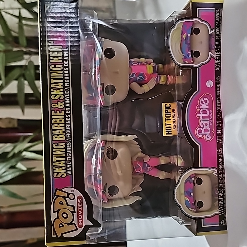 SKATING BARBIE & SKATING KEN From the Movie Barbie Funko Pop